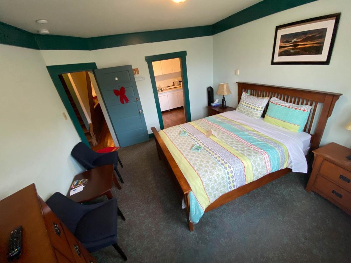 Historic Hotel Bayview Stewart 外观 照片
