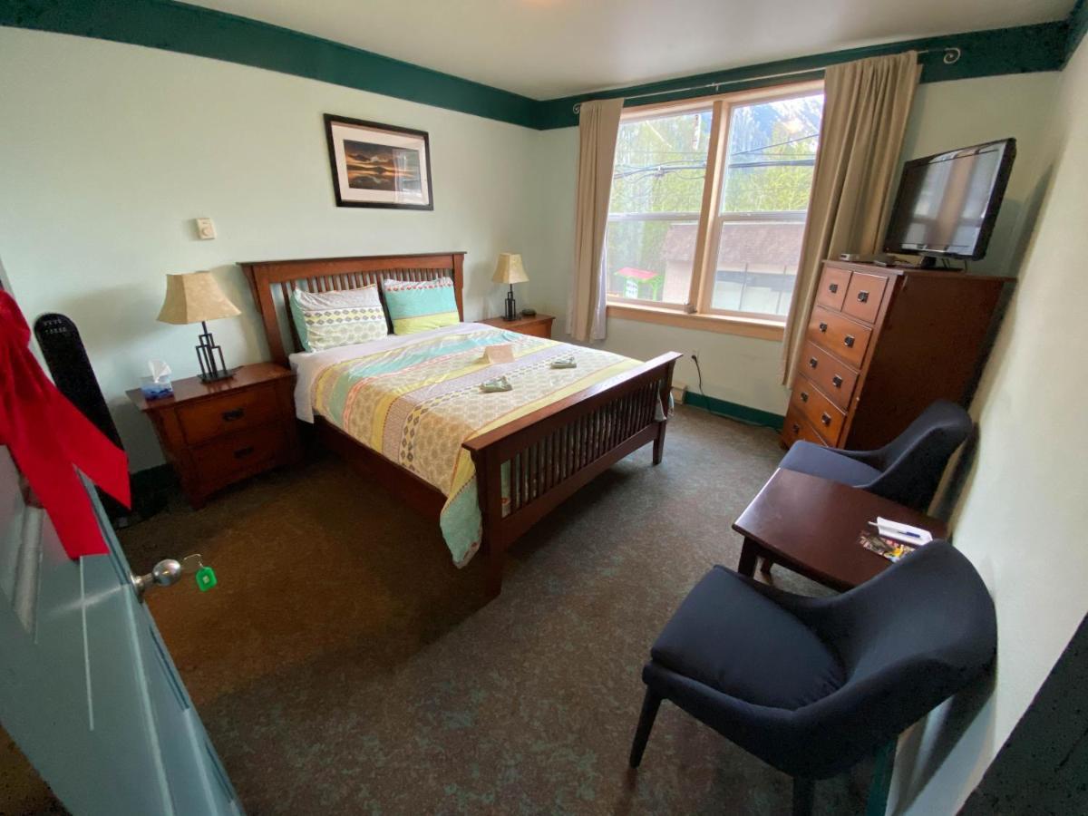 Historic Hotel Bayview Stewart 外观 照片