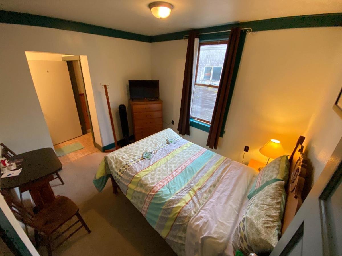 Historic Hotel Bayview Stewart 外观 照片